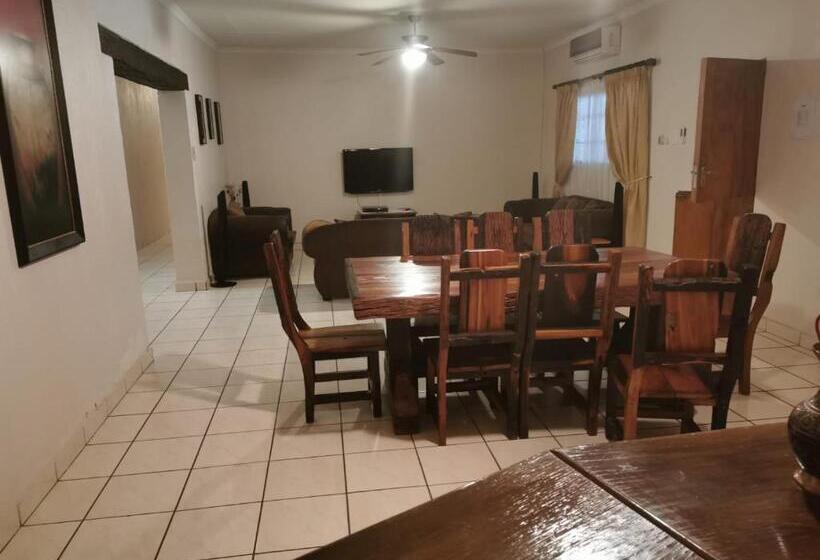 بنسيون Robs Place