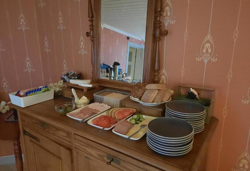 Пансион Sjötorps Säteris 1600 Tals Huvudbyggnad