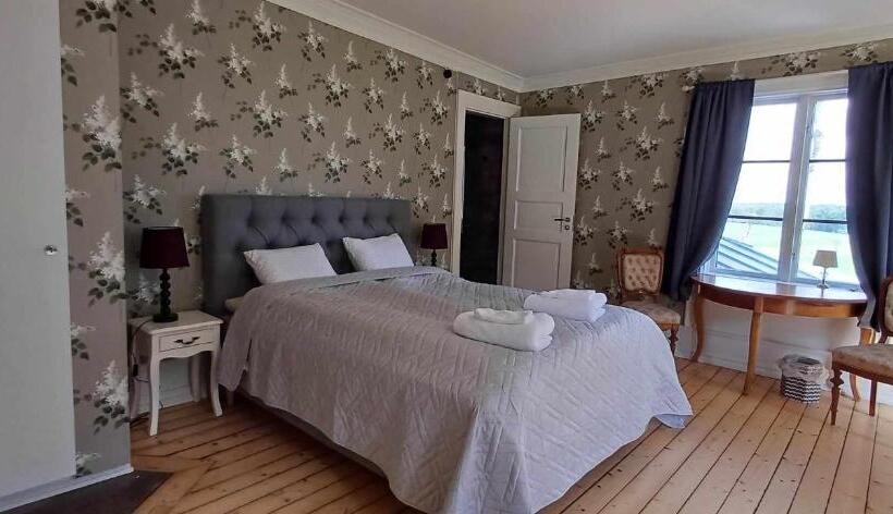 Пансион Sjötorps Säteris 1600 Tals Huvudbyggnad