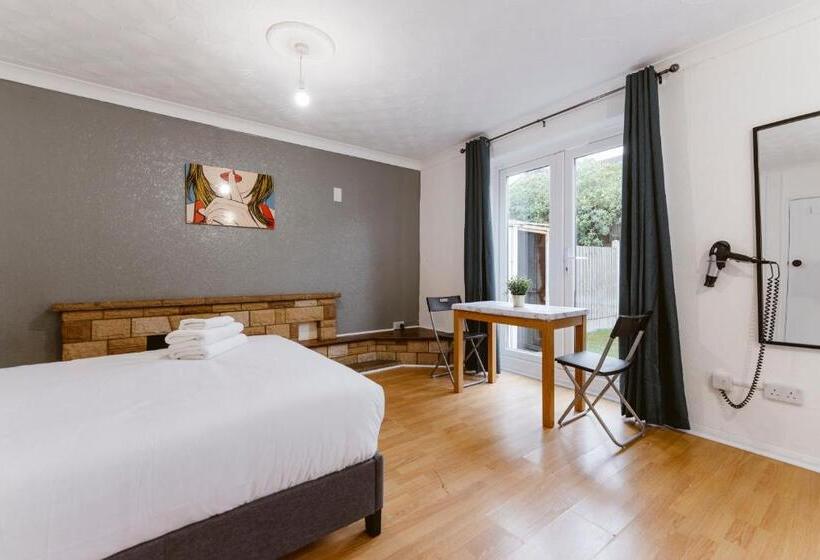 Пансион Stratford Great Rooms To Stay   20