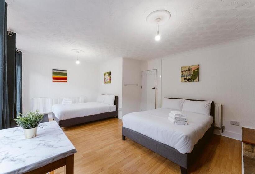 Пансион Stratford Great Rooms To Stay   20