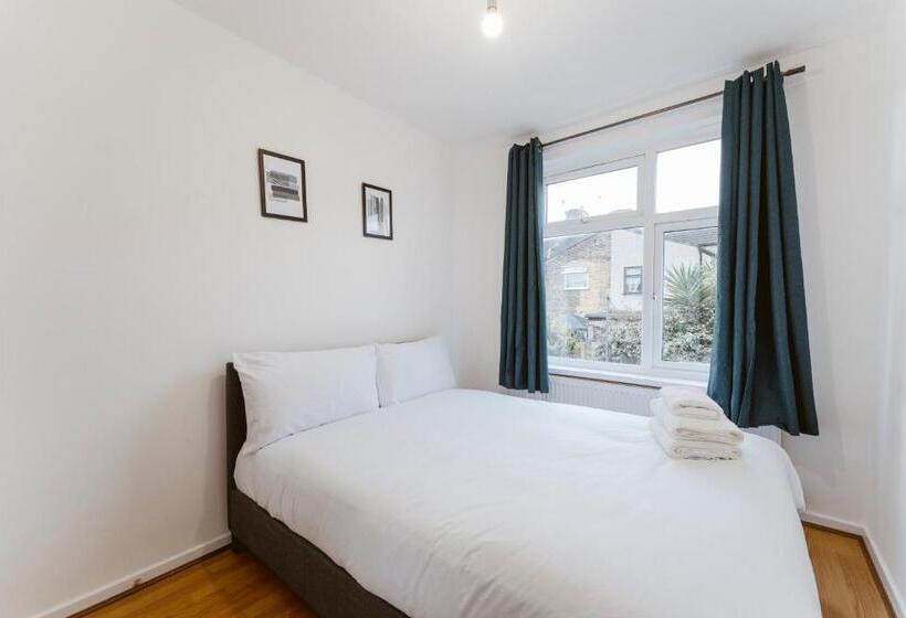 Пансион Stratford Great Rooms To Stay   20