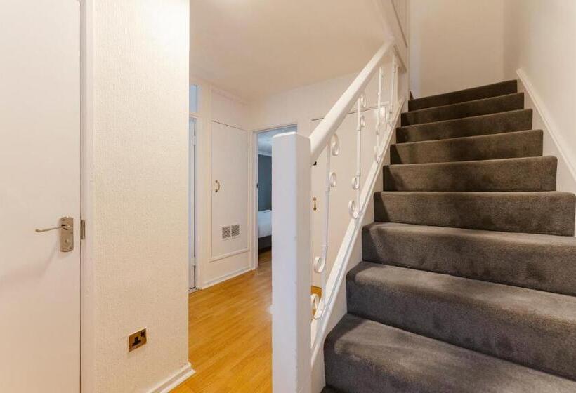 Пансион Stratford Great Rooms To Stay   20