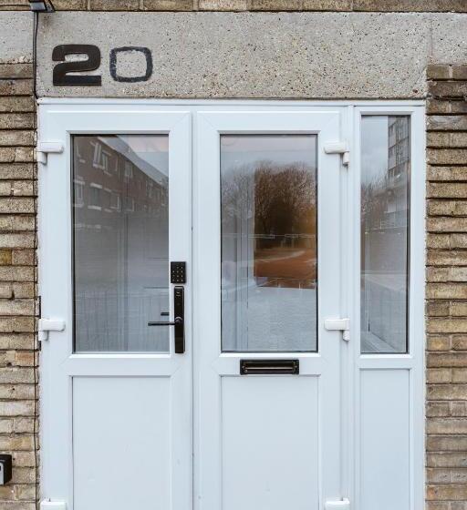 Пансион Stratford Great Rooms To Stay   20