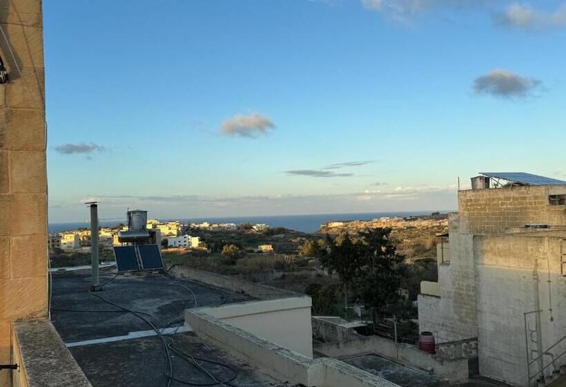 پانسیون Tal Bir Farmhouse