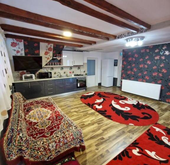 פנסיון Casa Tru