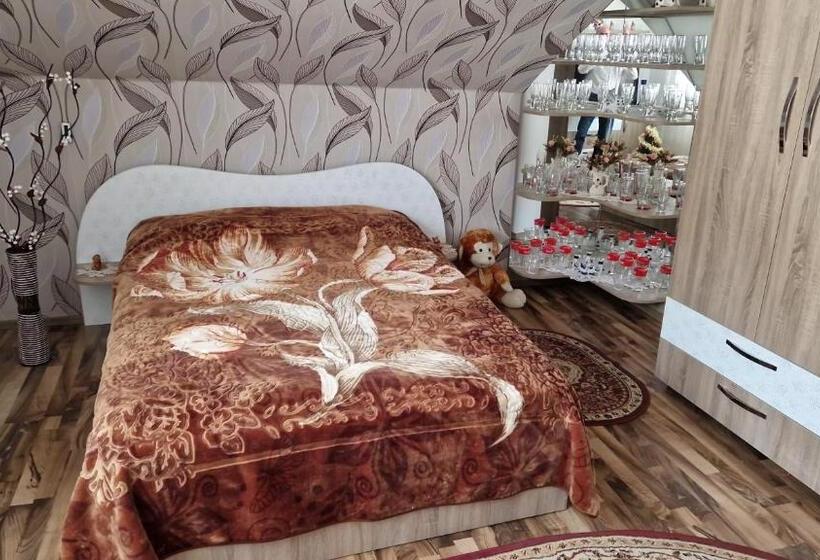 פנסיון Casa Tru