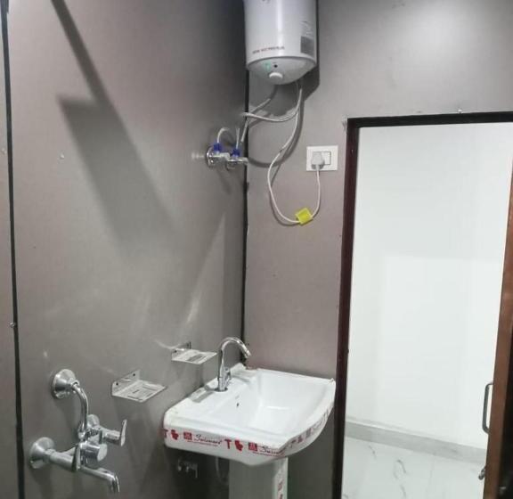 Pr Resort   Walking Distance To Jw Marriott Hotel Couple Friendly