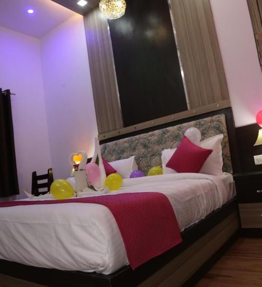 Ram Lakhan Hotel And Restaurant