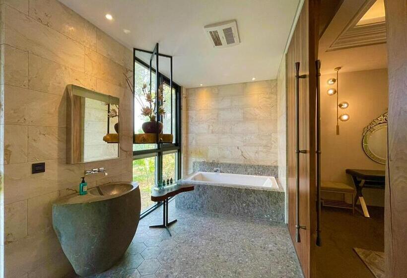 استراحتگاه The Forest Museum