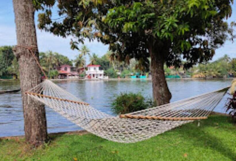 리조트 The Pamba Heritage Villa Nedumudy