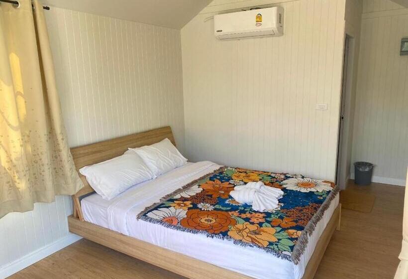 Resort The Pubpa Backyard