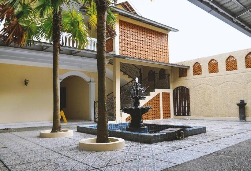 The Swarna Hotel Bayah Lebak