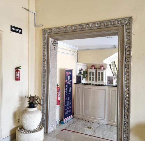 The Swarna Hotel Bayah Lebak