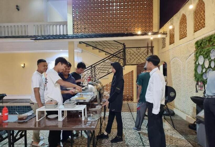 The Swarna Hotel Bayah Lebak