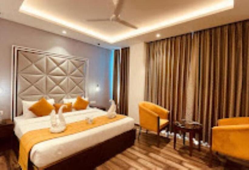 The Vilana Luxurious Hotel In Rishikesh , Uttarakhand