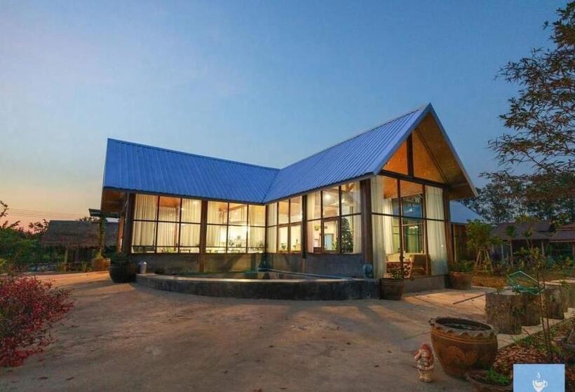 Ur Way Cafe & Resort