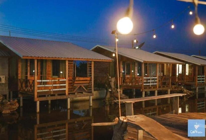 Ur Way Cafe & Resort