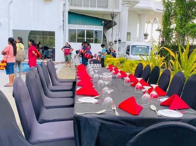 Airport Hotel Dream Paradise