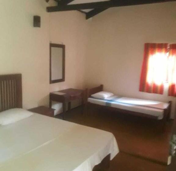 호스텔 Ralapela Eco Resort