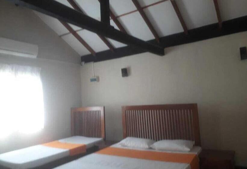 호스텔 Ralapela Eco Resort