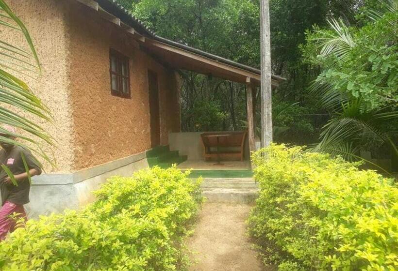 호스텔 Ralapela Eco Resort