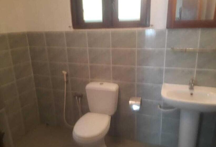 호스텔 Ralapela Eco Resort