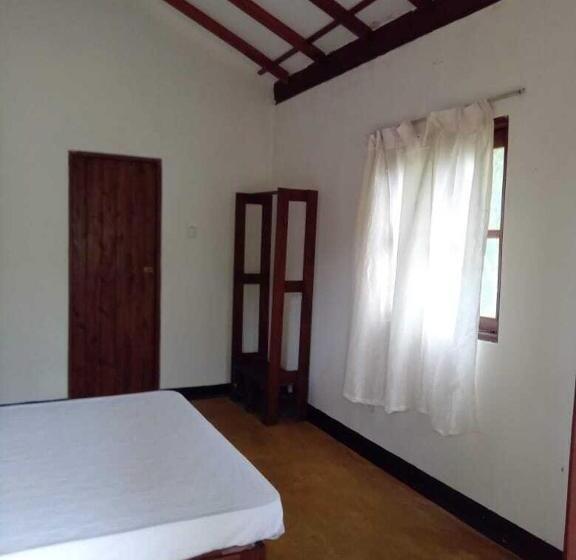 호스텔 Ralapela Eco Resort