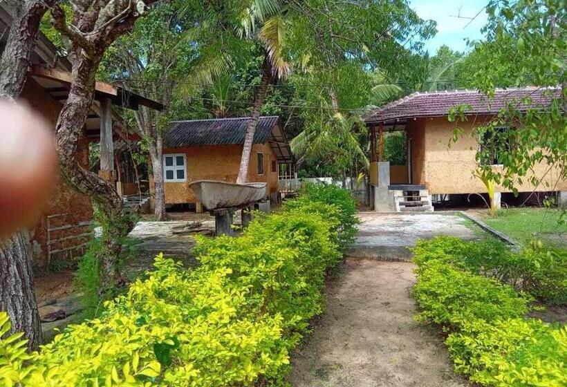 호스텔 Ralapela Eco Resort