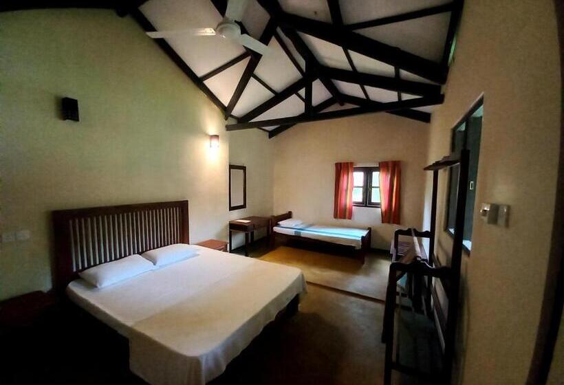 호스텔 Ralapela Eco Resort