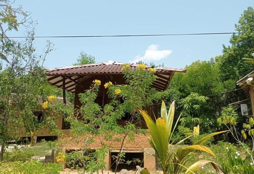 호스텔 Ralapela Eco Resort