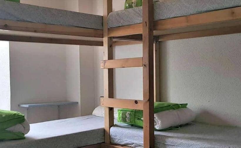 Albergue Villanúa Tritón   4 Hab   Máx 14 Personas