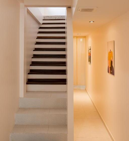 فندق صغير Yimwhan House 02, Ayutthaya Old Town