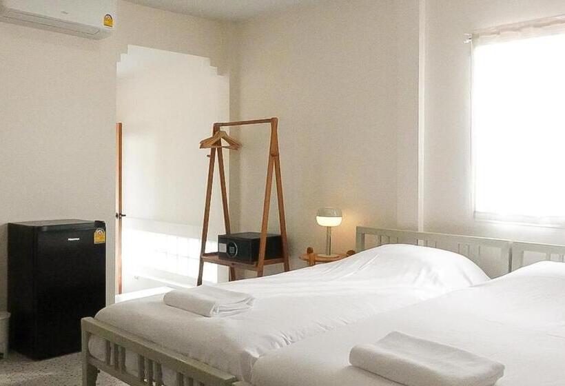 فندق صغير Yimwhan House 02, Ayutthaya Old Town