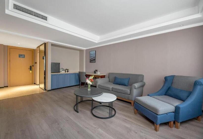 Atour X Hotel Urumqi Railway Bureau Satellite Plaza