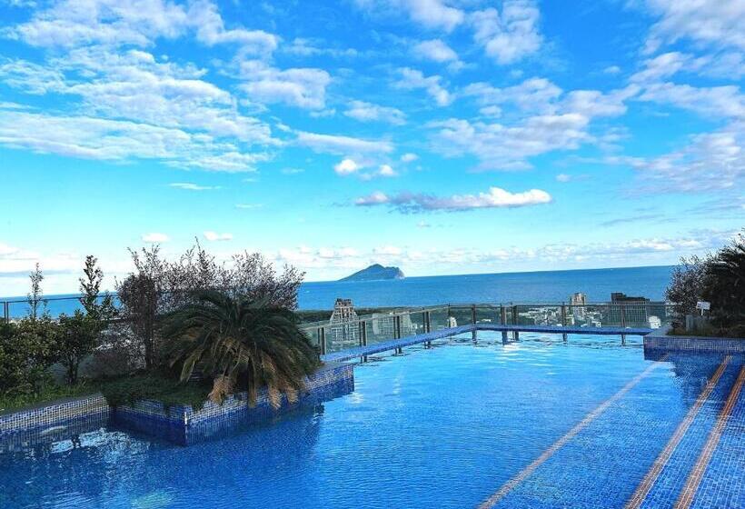 민박 拾月。頭城無邊際泳池溫泉房