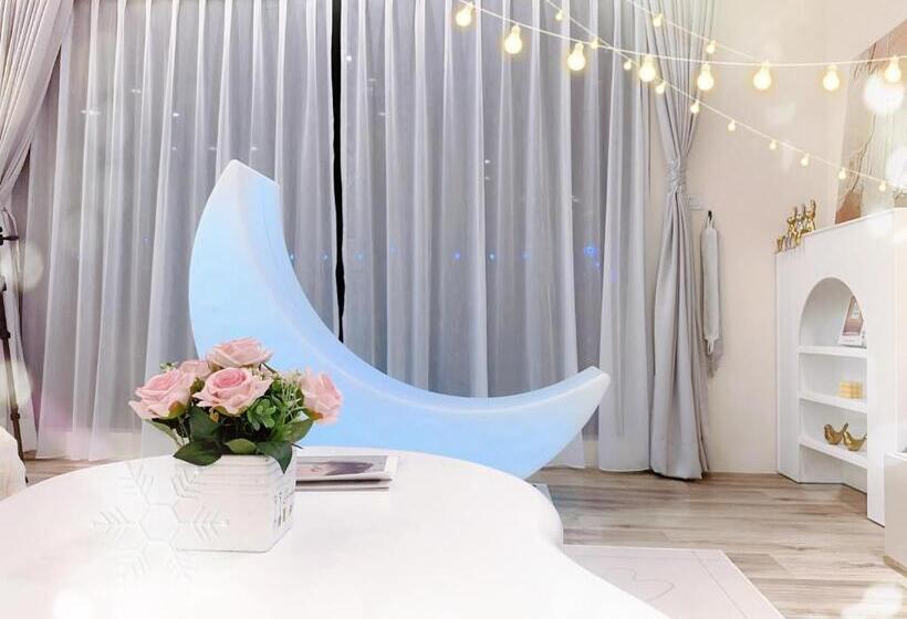 민박 拾月。頭城無邊際泳池溫泉房