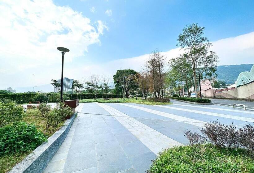 تختخواب و صبحانه 拾月。頭城無邊際泳池溫泉房