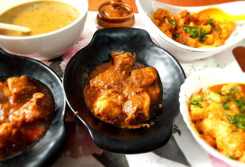 Bed and Breakfast Aaravi Garden Homestay