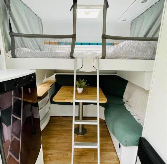 Bed and Breakfast Jeanne La Caravane