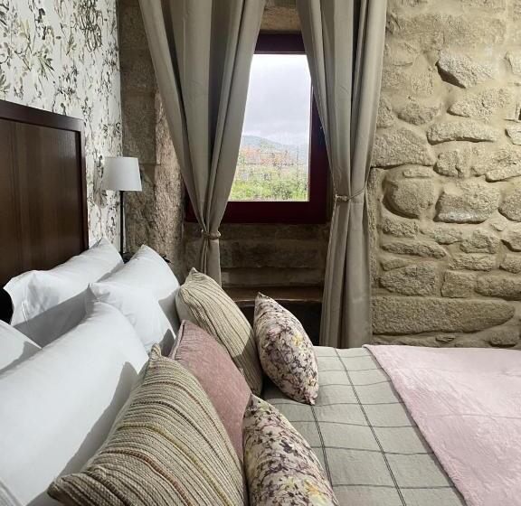 Bed and Breakfast Os Fentos