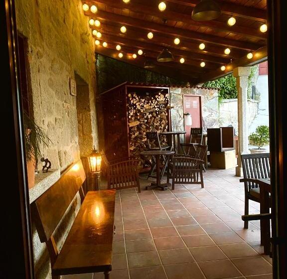 Bed and Breakfast Os Fentos