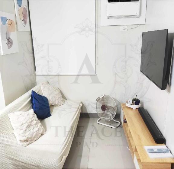 تختخواب و صبحانه The Ace Pad At Smdc Charm Residences