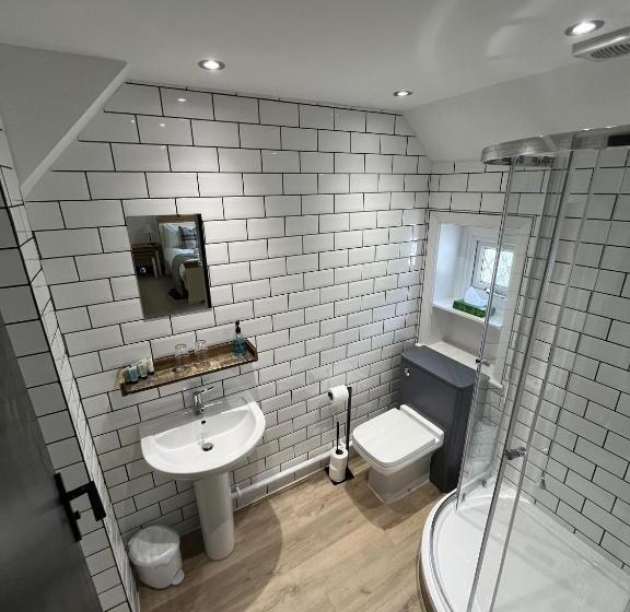 ベッドアンドブレックファースト The Fishmongers Tavern