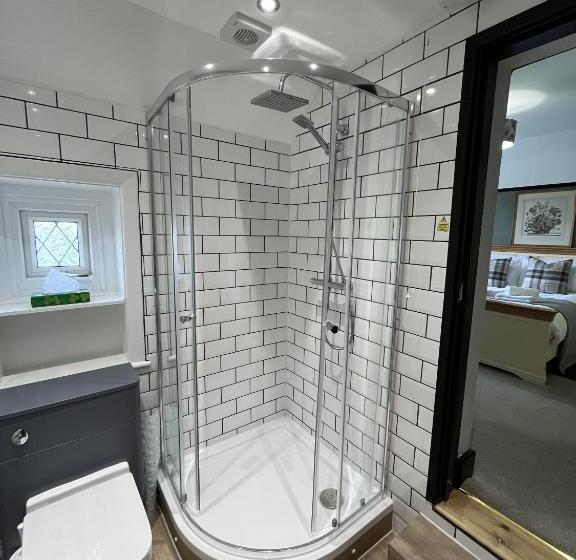 ベッドアンドブレックファースト The Fishmongers Tavern