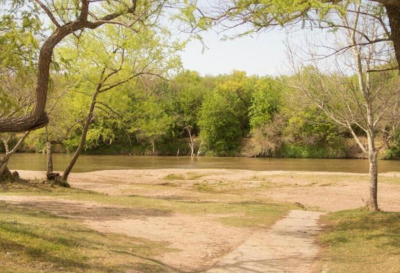 צימר Villa María Byb Parque Y Pileta