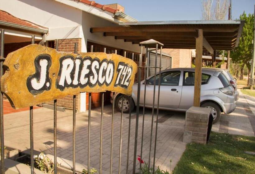 צימר Villa María Byb Parque Y Pileta