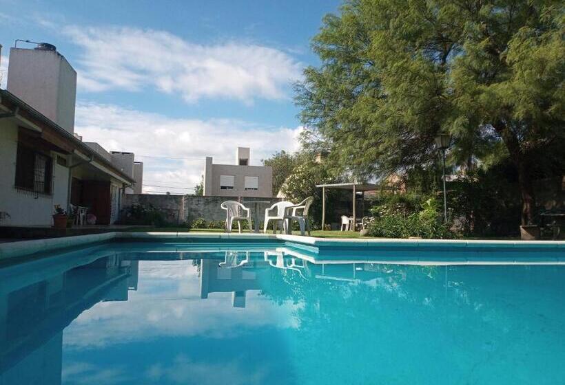 צימר Villa María Byb Parque Y Pileta