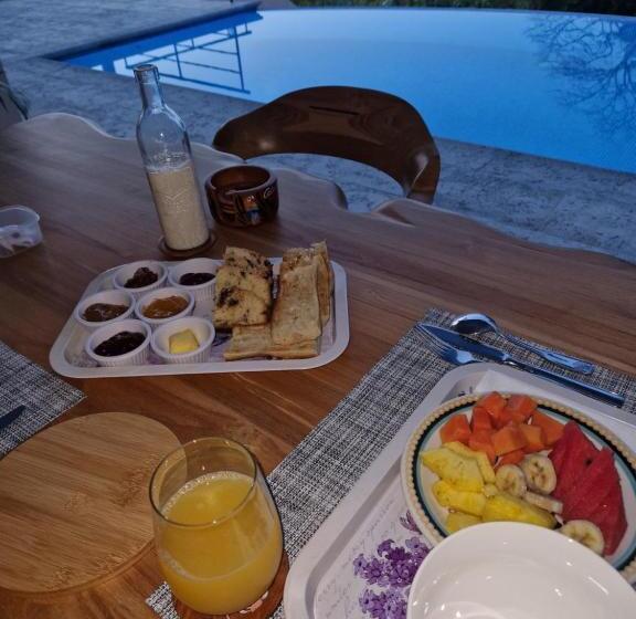 민박 Vista Mar Y Monos