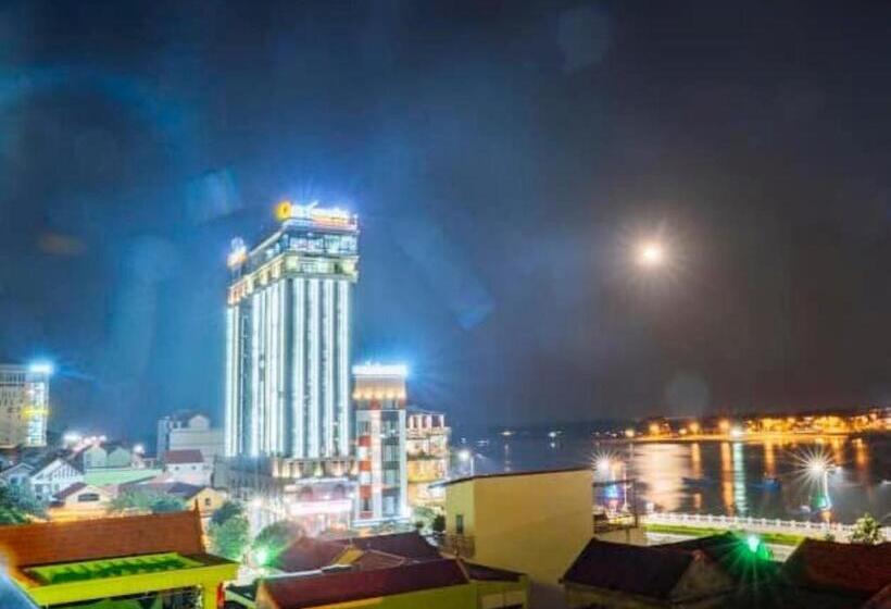 Diamond Hotel Quảng Bình